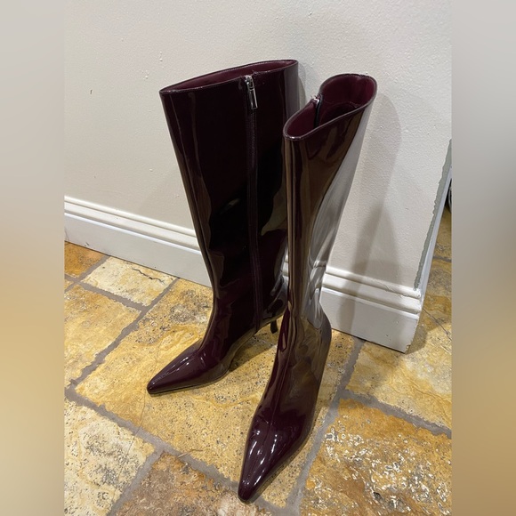 Beautiful JustFab maroon stiletto boots new with box - Picture 5 of 5